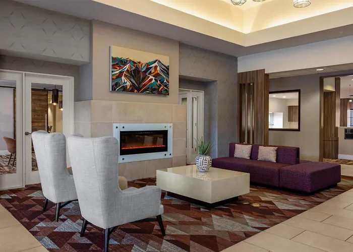 Hilton Garden Airport 3* Phoenix