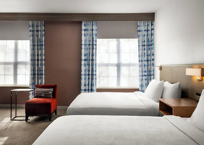 Hilton Garden Airport 3* Phoenix