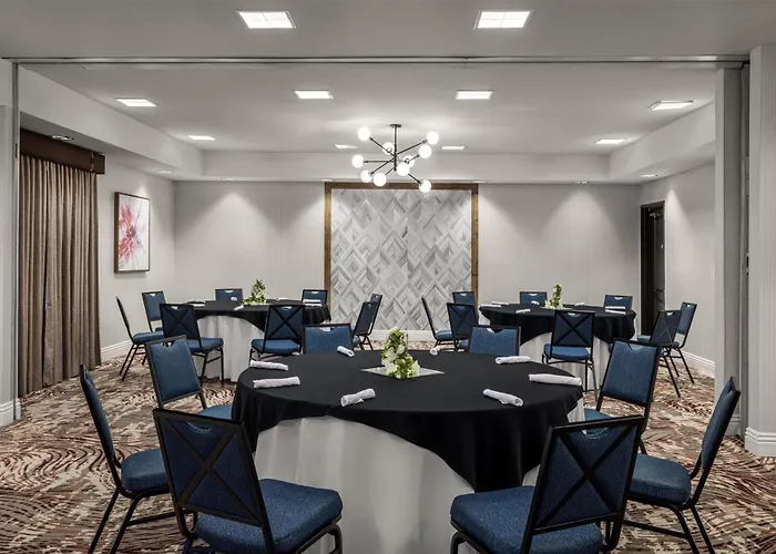 Hilton Garden Airport Hotel Phoenix